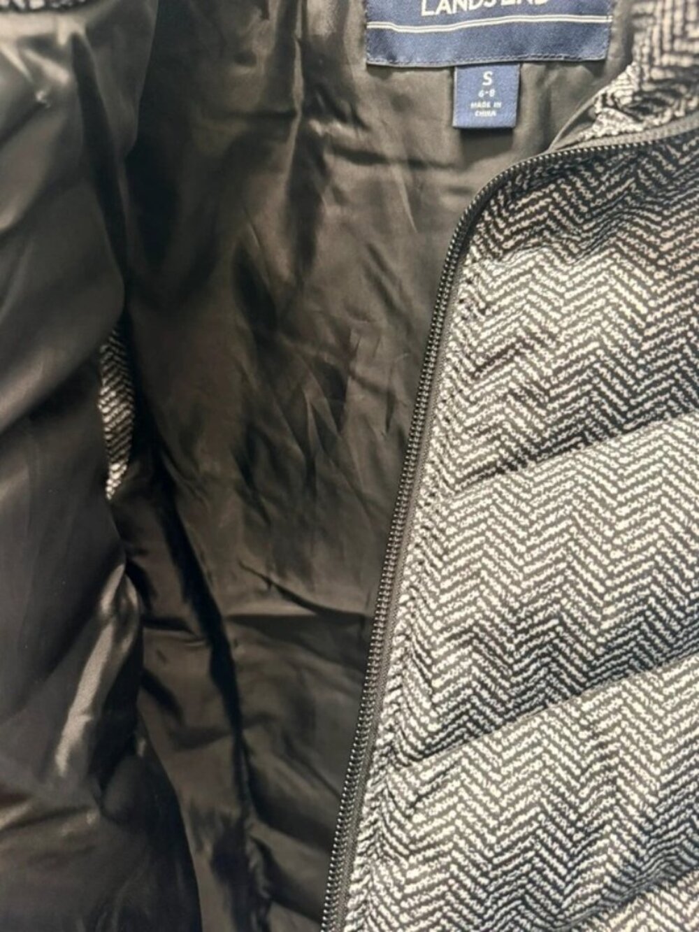 Lands’ End Women’s Puffer Vest Small Black White Herringbone Full Zip Quilted - Picture 3 of 6